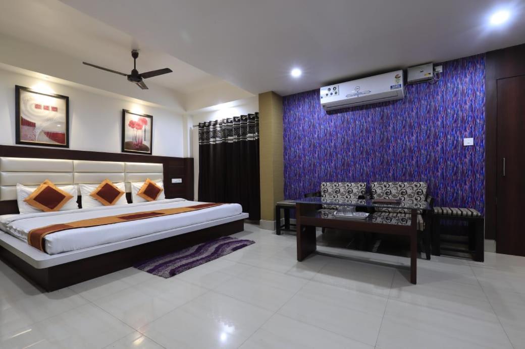 Hotel Rashmi Guwahati Dış mekan fotoğraf
