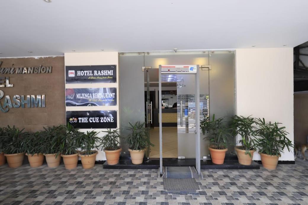 Hotel Rashmi Guwahati Dış mekan fotoğraf