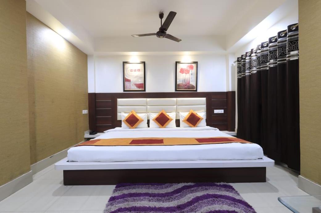 Hotel Rashmi Guwahati Dış mekan fotoğraf