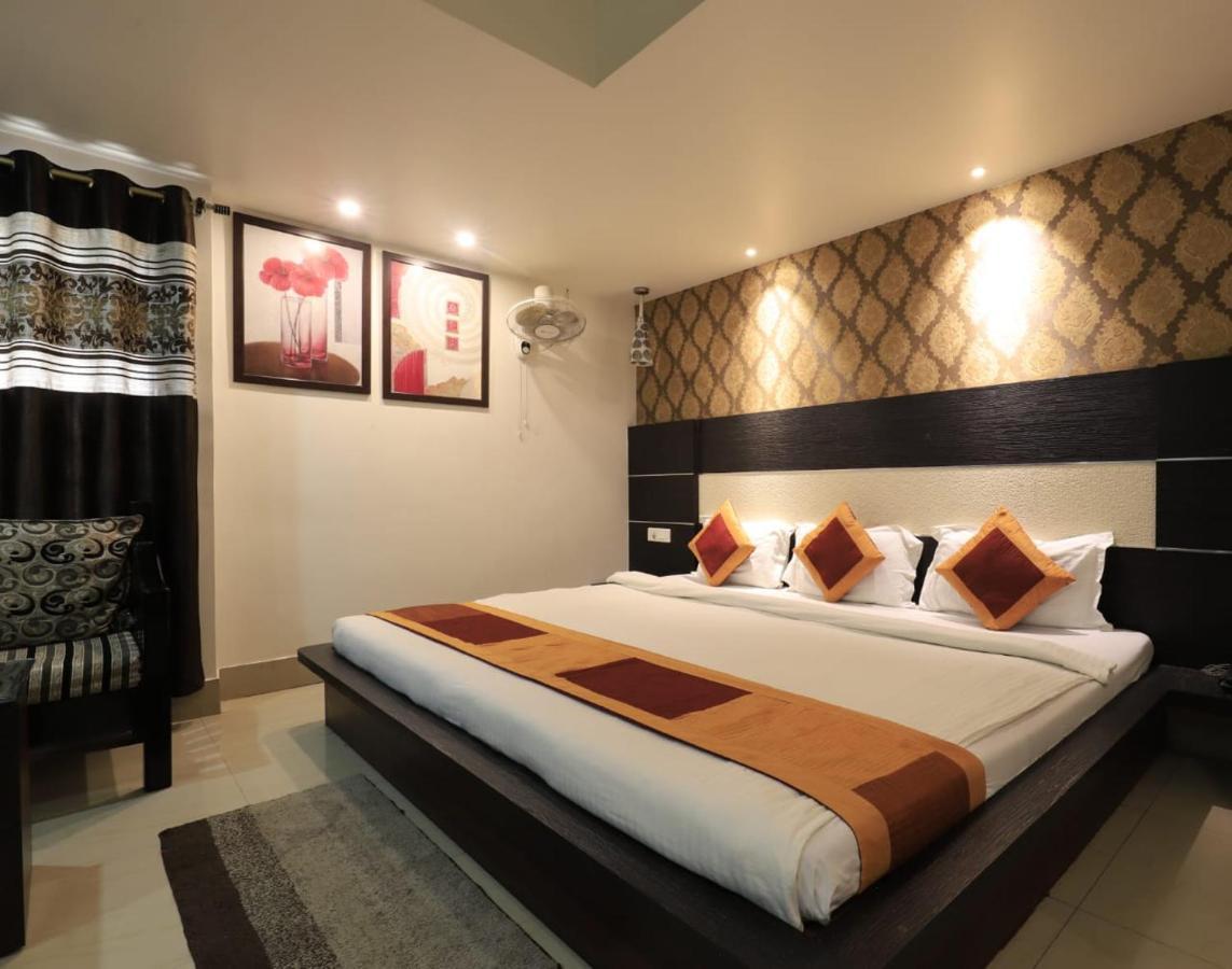 Hotel Rashmi Guwahati Dış mekan fotoğraf