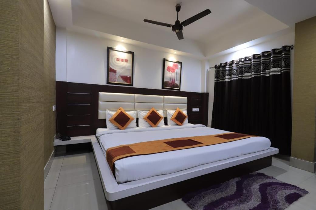 Hotel Rashmi Guwahati Dış mekan fotoğraf